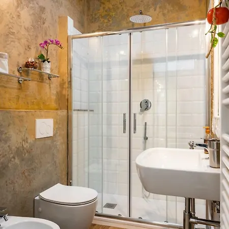 Apartment 58 Via Guelfa Florence