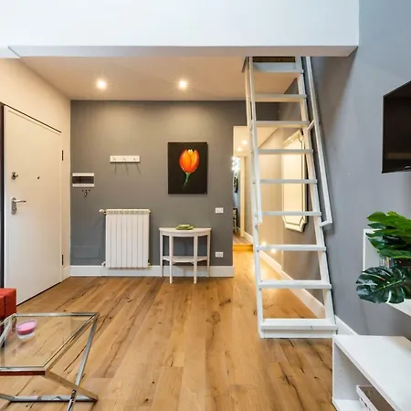 58 Via Guelfa Apartment